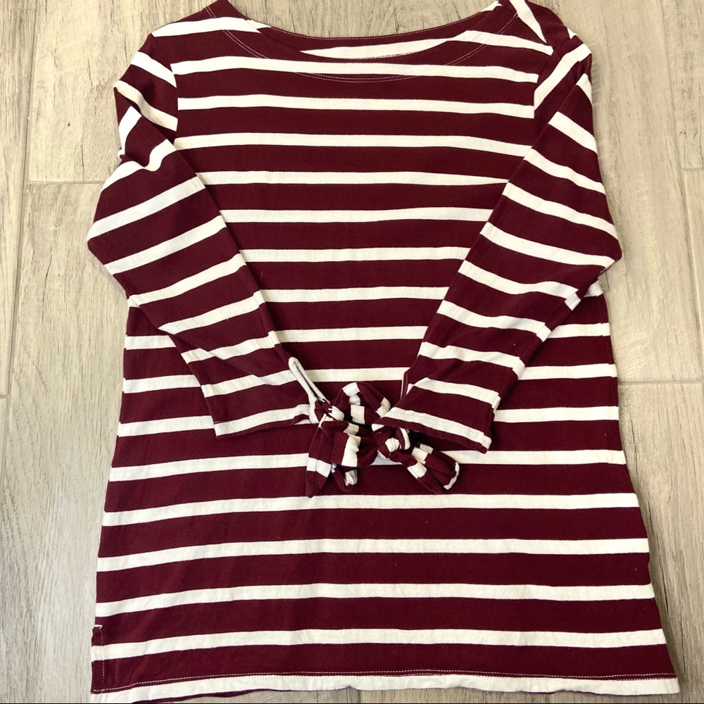 Old Navy 3/4 Sleeve With Ties Red and Ivory S